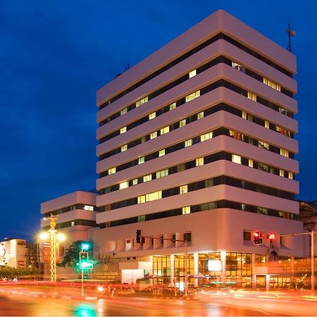 Thumrin Hotel Trang Ngoại thất bức ảnh