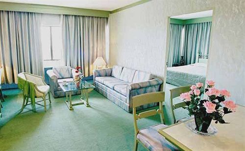 Thumrin Hotel Trang Ngoại thất bức ảnh