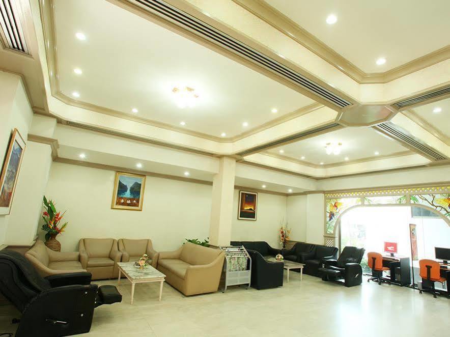 Thumrin Hotel Trang Ngoại thất bức ảnh